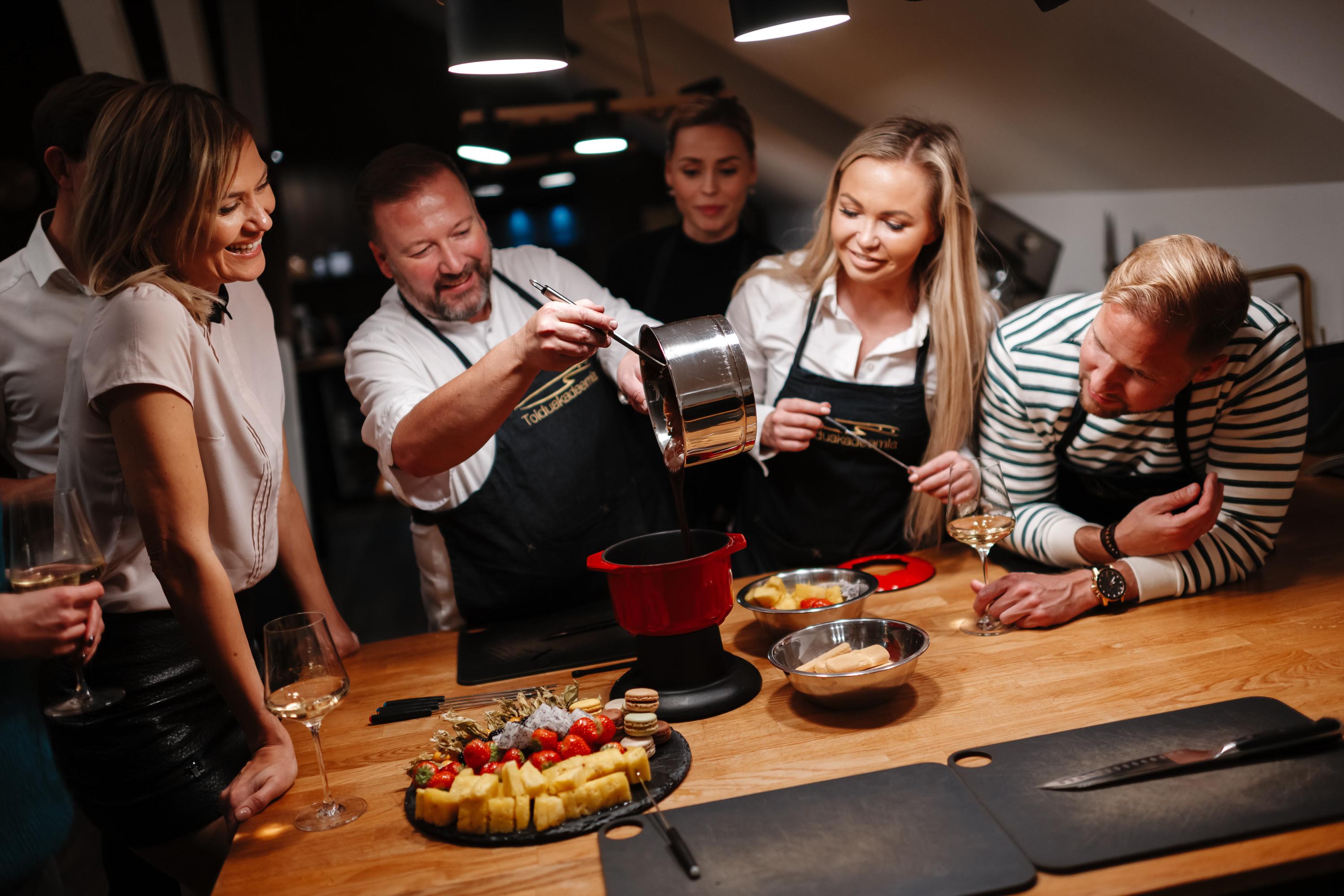 Social cooking courses for team events